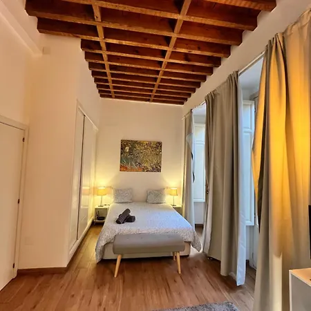 Larios Deluxe