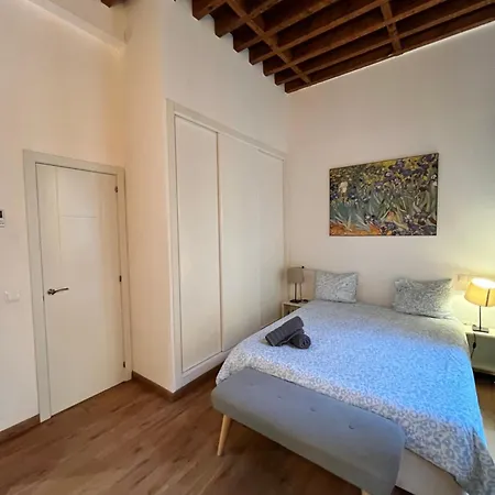 Larios Deluxe Malaga